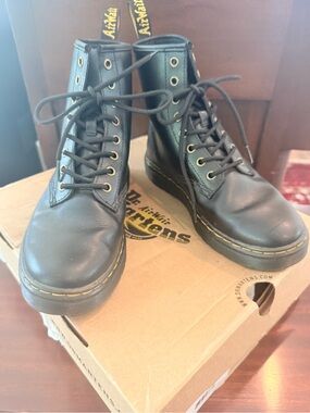 Dr. Martens Zavala Black Leather 8 hole Lace-Up Ankle Boots